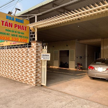 Nhà Nghỉ TáN PháT Hotel Ap Thanh Son Kültér fotó