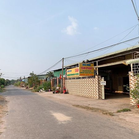 Nhà Nghỉ TáN PháT Hotel Ap Thanh Son Kültér fotó