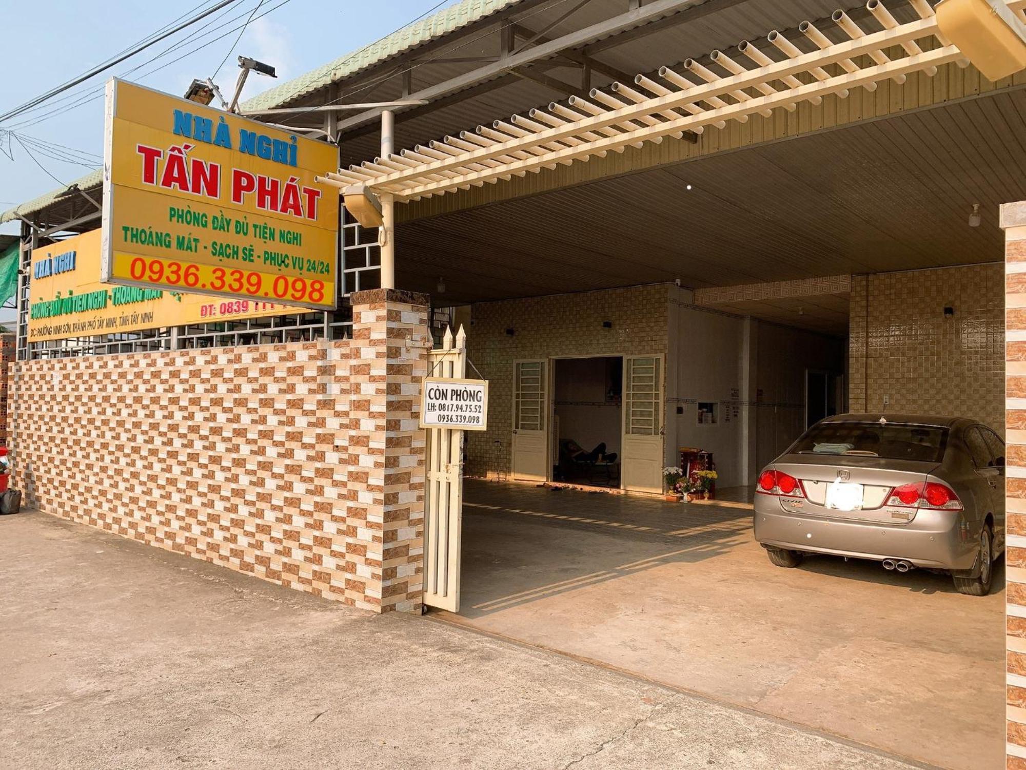 Nhà Nghỉ TáN PháT Hotel Ap Thanh Son Kültér fotó